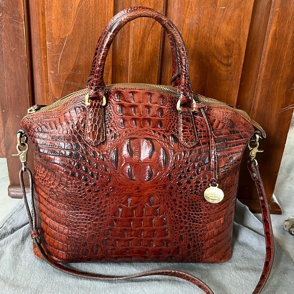 Brahmin Handbags - Brahmin Large Duxbury satchel  Crossbody bag  Crocodile pattern leather goldtone